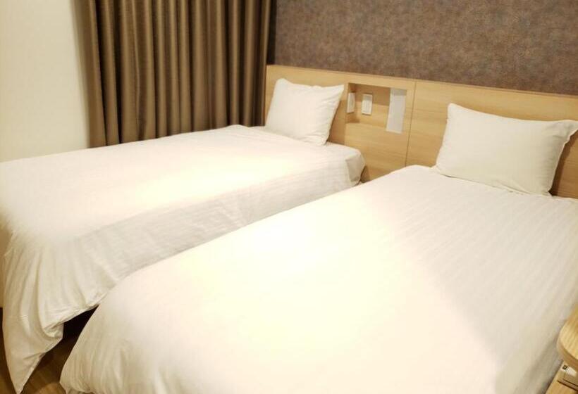 Kansai International Airport Hotel 11