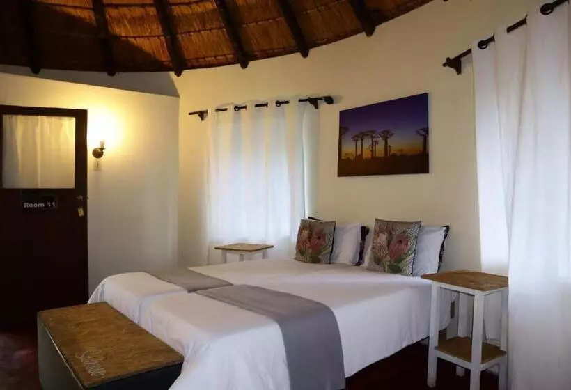 ペンション Whistling Woods