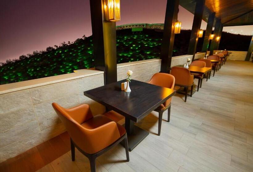 Cloud City Hotel فندق مدينة السحاب
