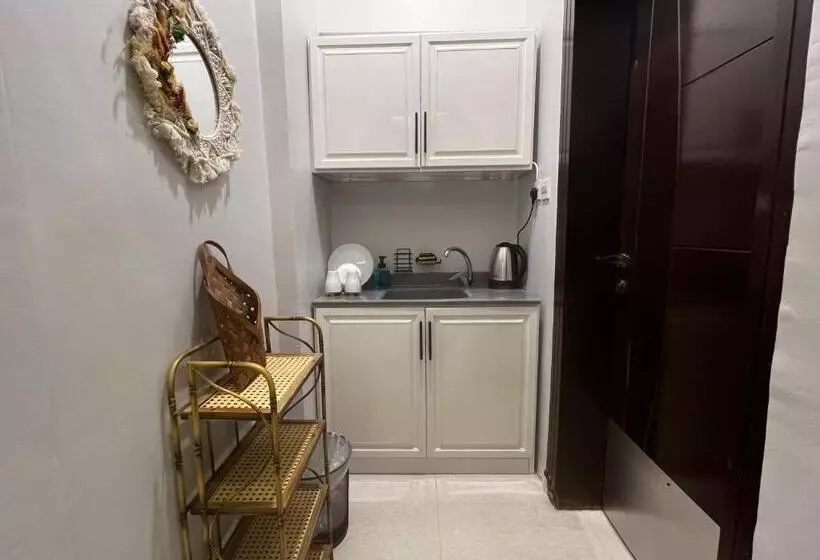 Condo Studio Self Checkin