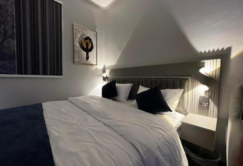 Condo Studio Self Checkin