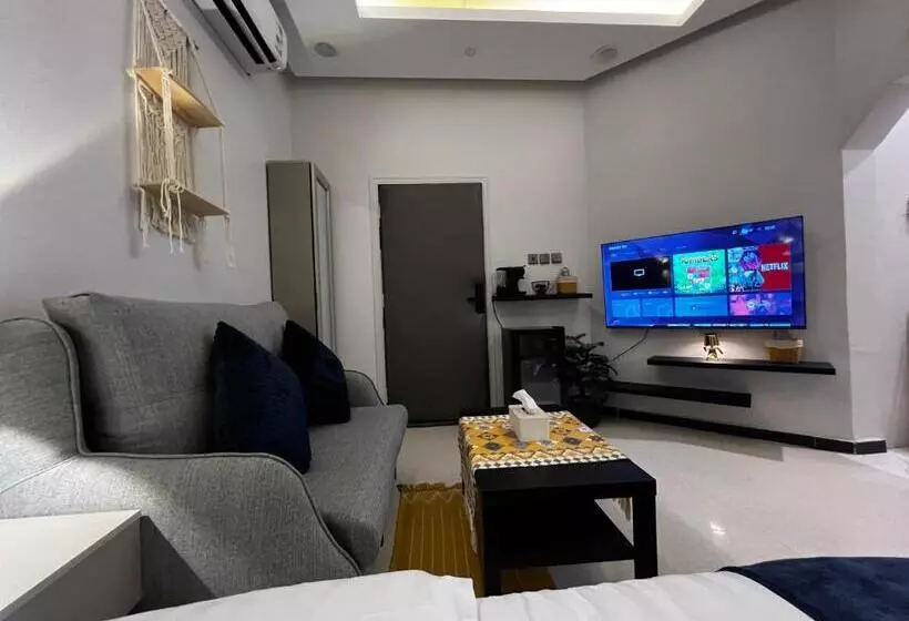 Condo Studio Self Checkin