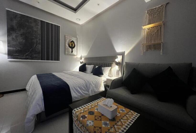 Condo Studio Self Checkin