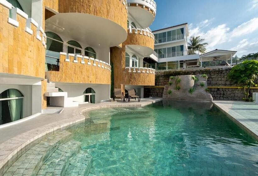 Hotelli Castle Patong Amazing Private Pool Villa In Great Location Of Patong