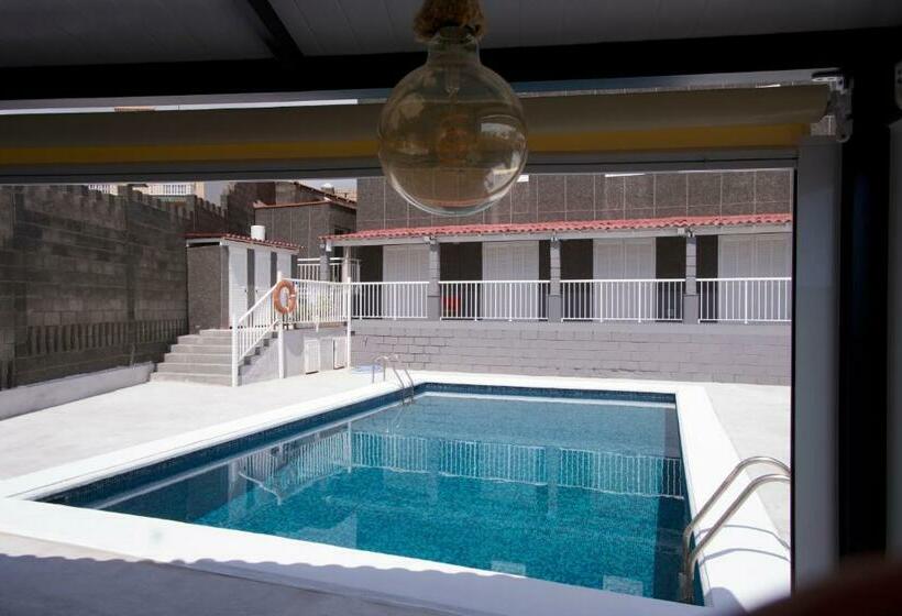 Las Eras Nest Hostel