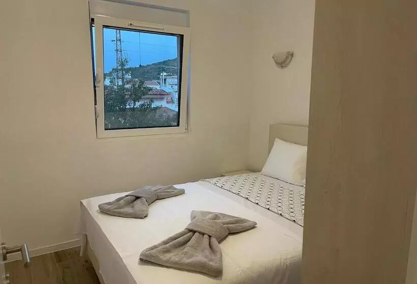 Villa Roki