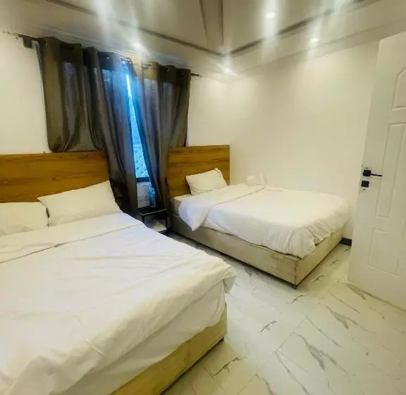 هتل Graceland Skardu