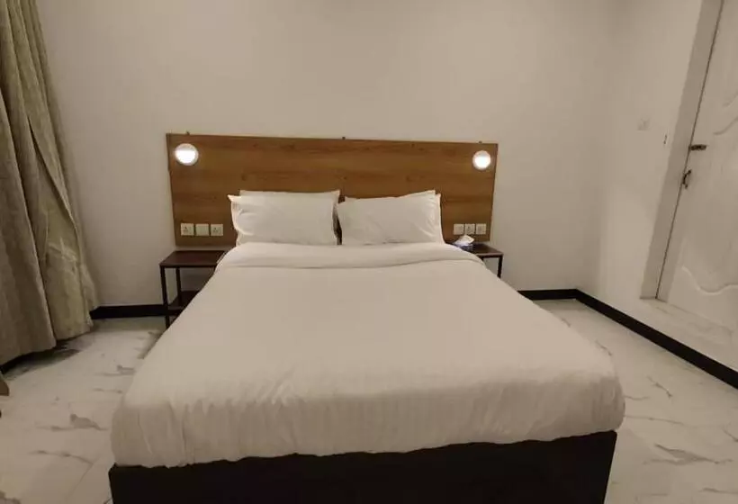 هتل Graceland Skardu