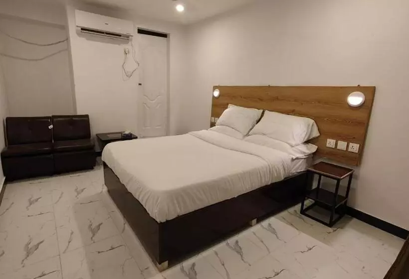 هتل Graceland Skardu