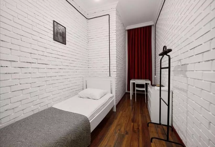 هاستل Hello Inn Budget