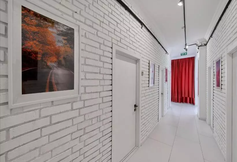 هاستل Hello Inn Budget