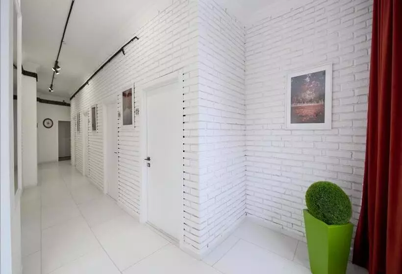 هاستل Hello Inn Budget