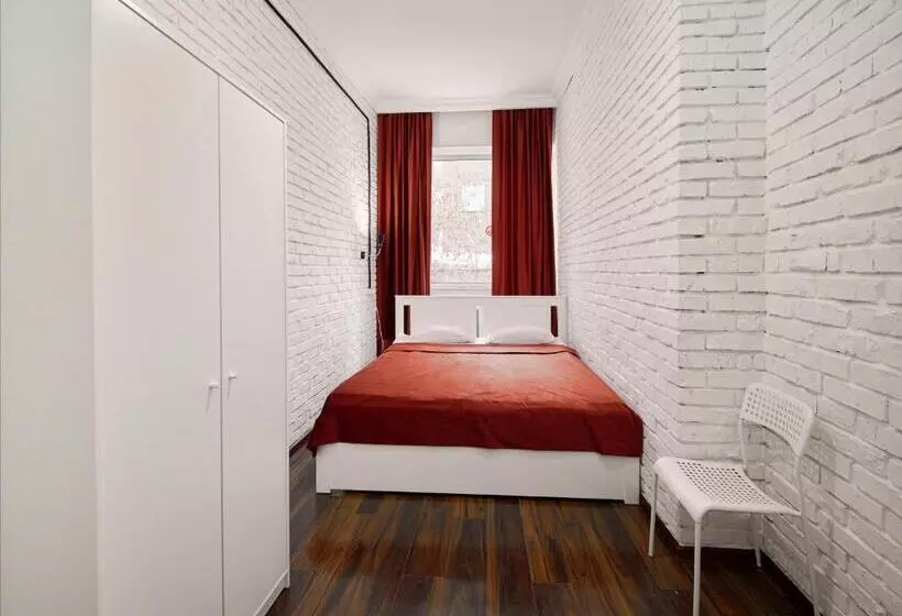 هاستل Hello Inn Budget