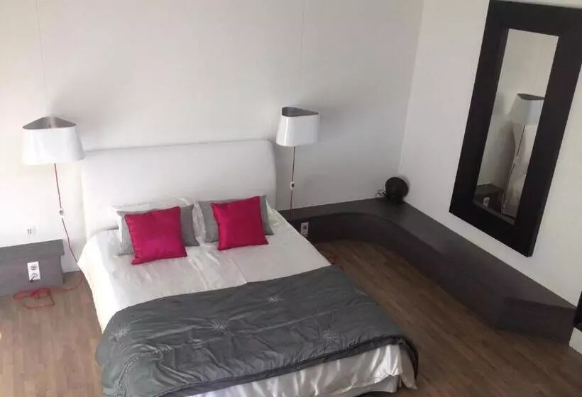 تختخواب و صبحانه Chambres D'hotes Deluxe Jacuzzi Mas De L'etoile