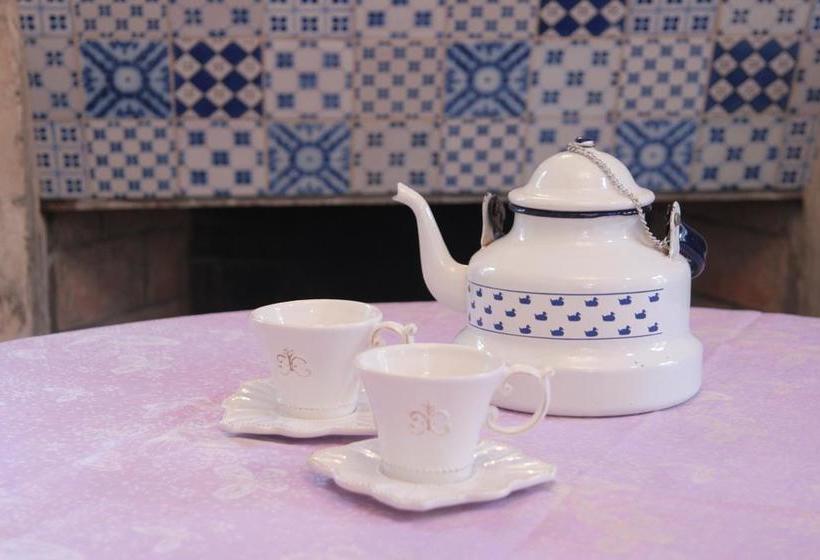 مبيت وإفطار Domaine Des Douves