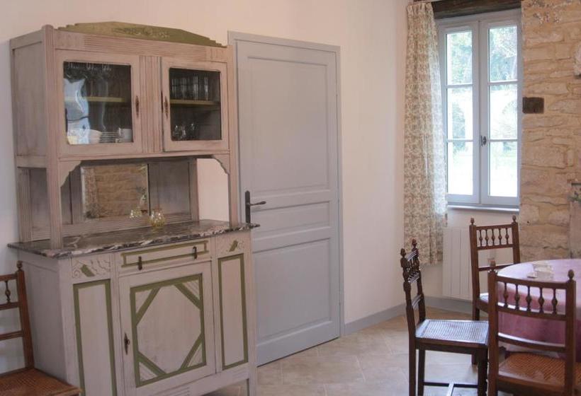 مبيت وإفطار Domaine Des Douves