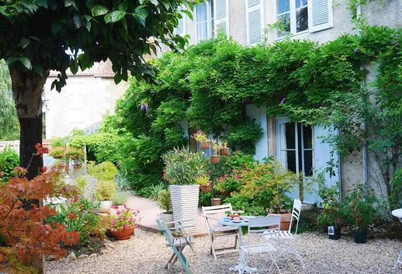 Aamiaismajoitus (B&B) L Arbre D Ange