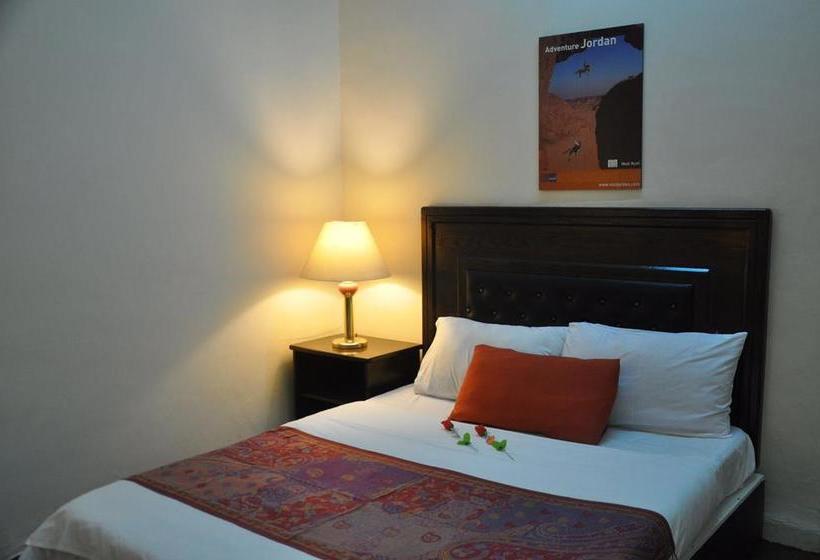 هتل Ameer Alsharq