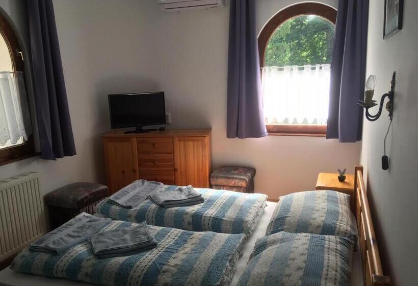 צימר Káptalan Vendégház