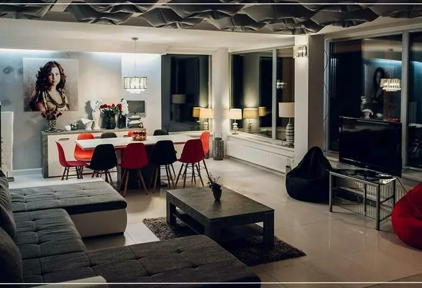 ペンション Casa Virgilia