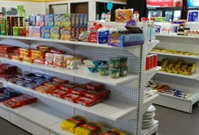 پانسیون Room In Lodge   Sheriffyt Royale Hotel And Suites