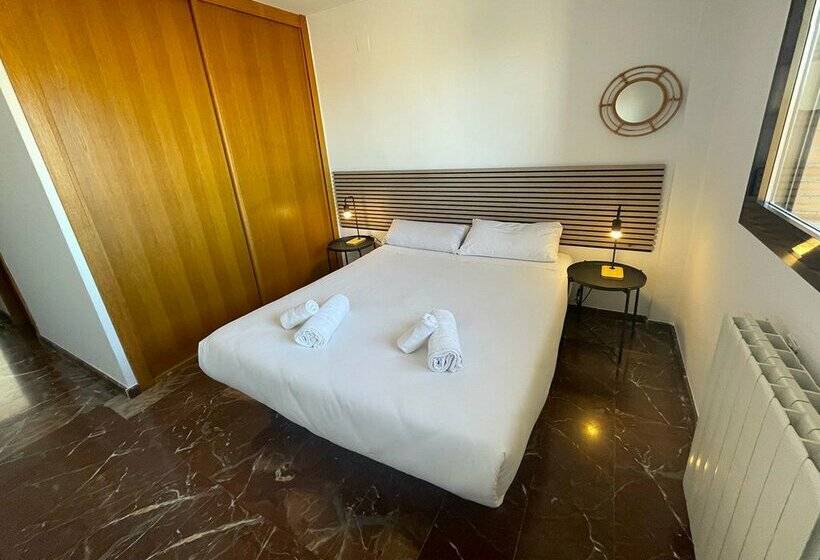 Apartamentos El Pilar 3000