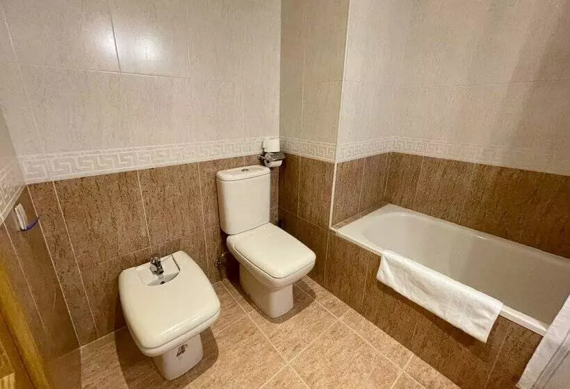 Apartamentos El Pilar 3000