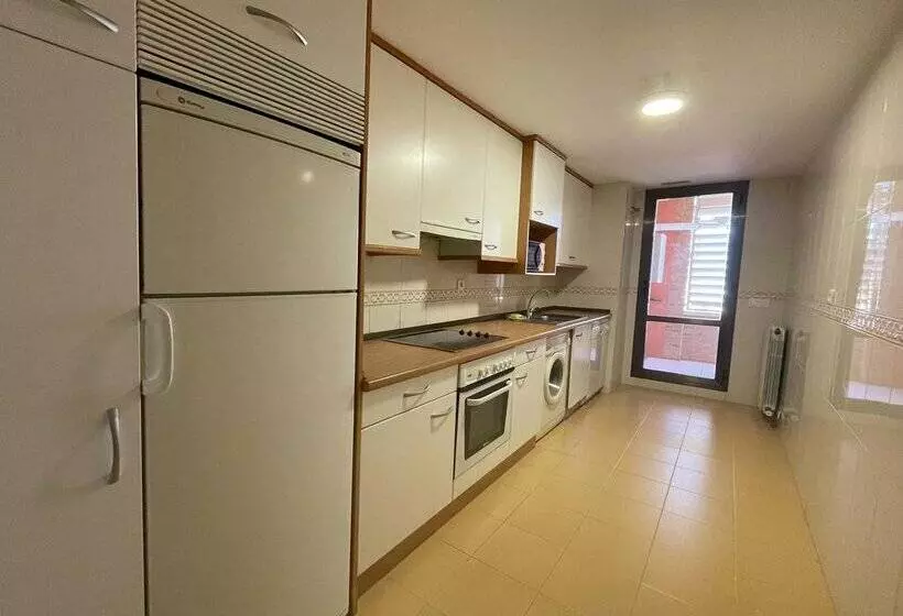Apartamentos El Pilar 3000