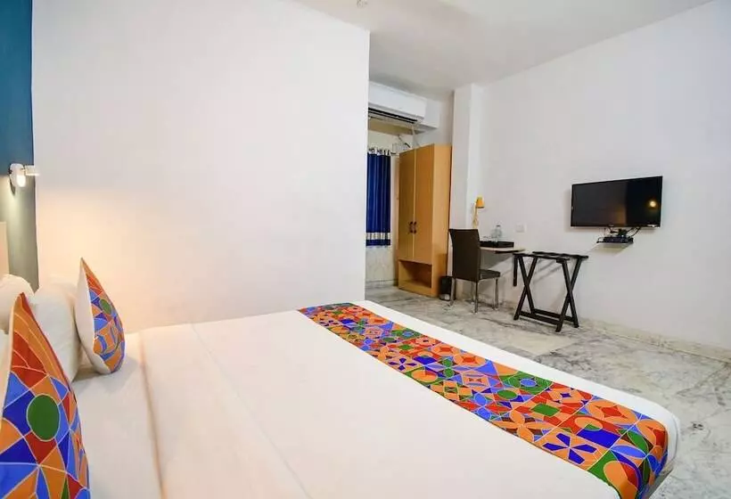 Fabhotel Silverkey Kalighat