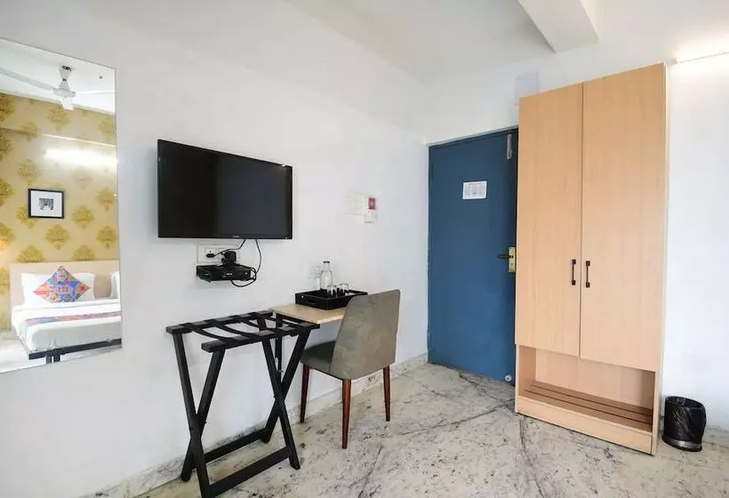 Fabhotel Silverkey Kalighat