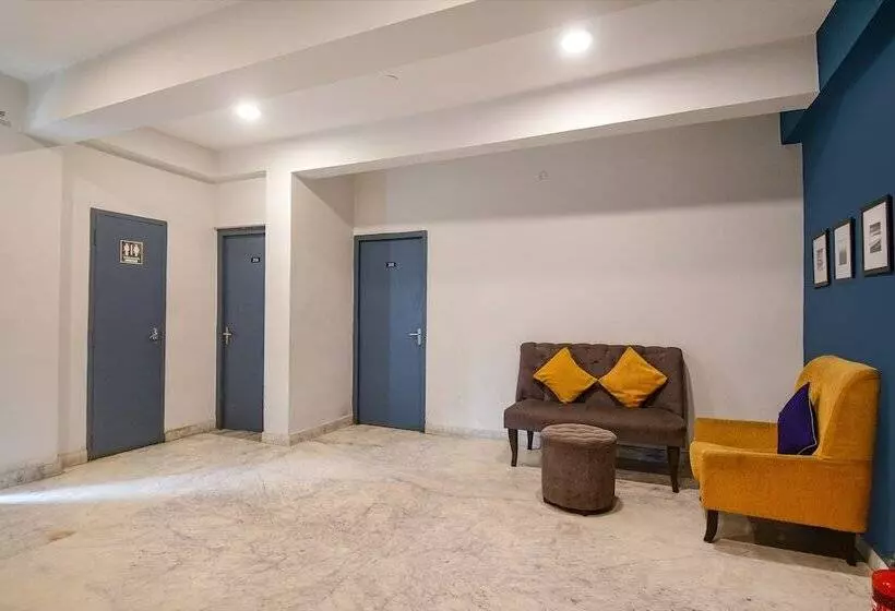 Fabhotel Silverkey Kalighat