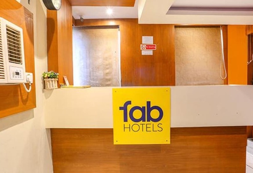 Fabhotel West Inn