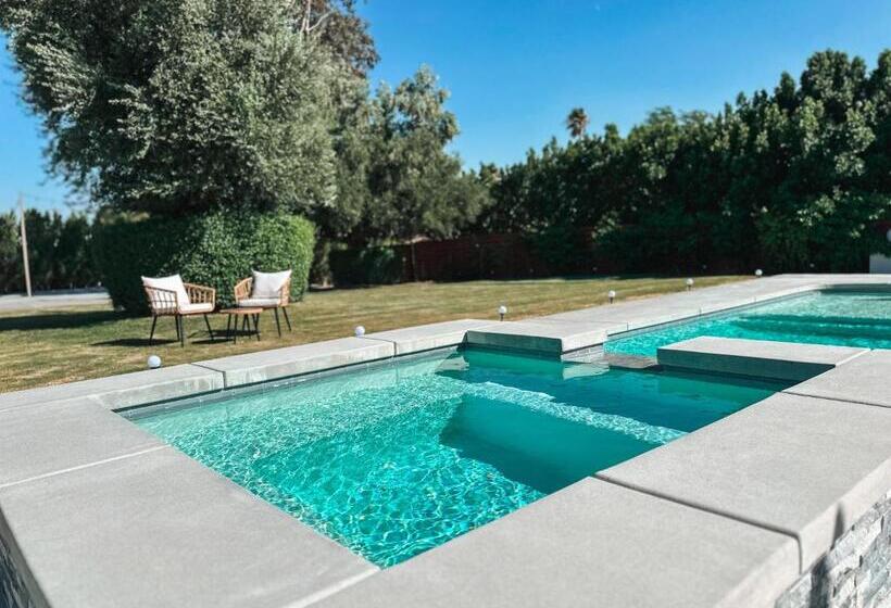 مبيت وإفطار The Yucca