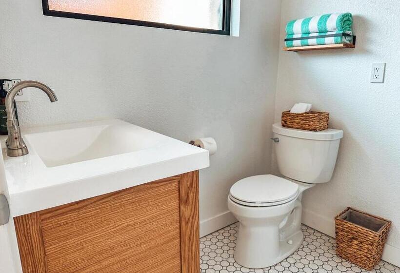 مبيت وإفطار The Yucca