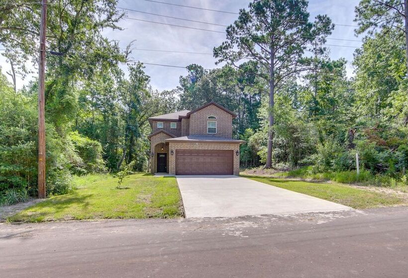 Callender Lake House: Fish, Boat + More!