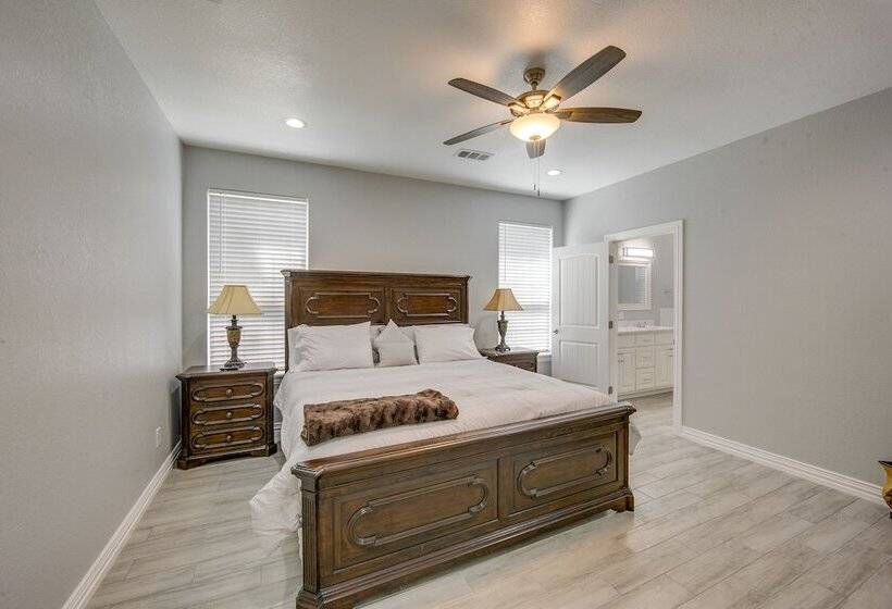 Callender Lake House: Fish, Boat + More!