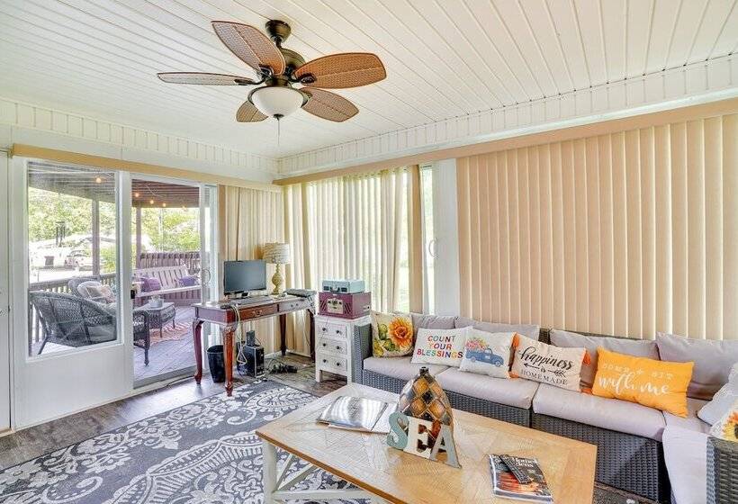 Charming Bardstown Home W/ Deck ~ 1 Mi To Downtown