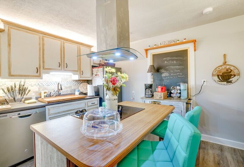 Charming Bardstown Home W/ Deck ~ 1 Mi To Downtown