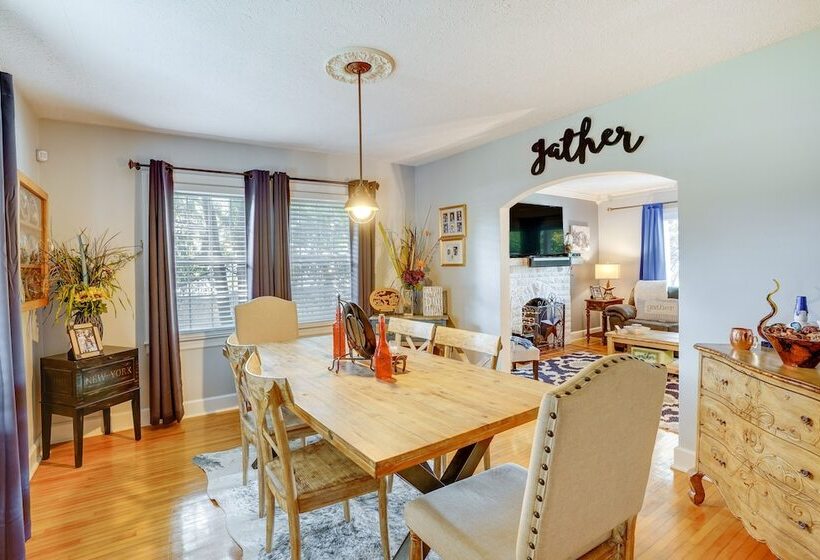 Charming Bardstown Home W/ Deck ~ 1 Mi To Downtown