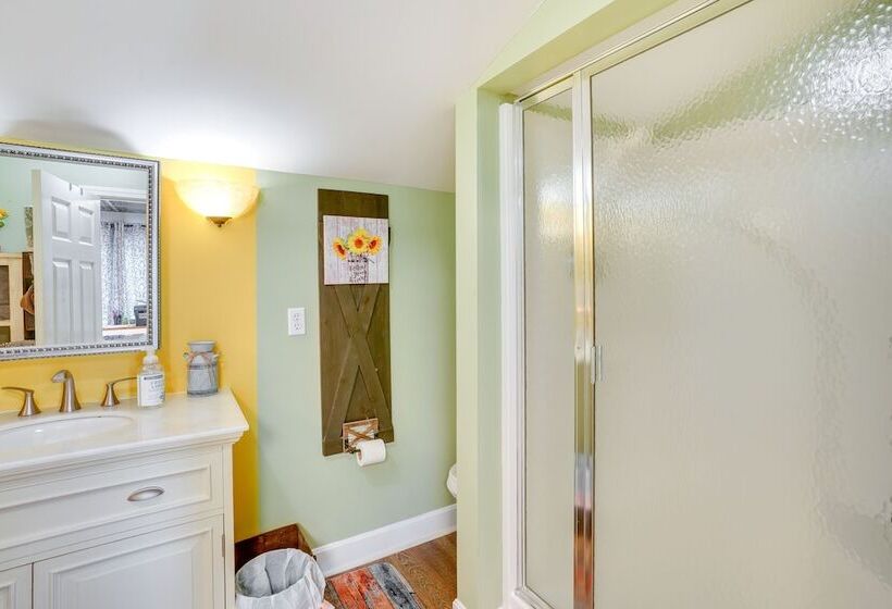 Charming Bardstown Home W/ Deck ~ 1 Mi To Downtown