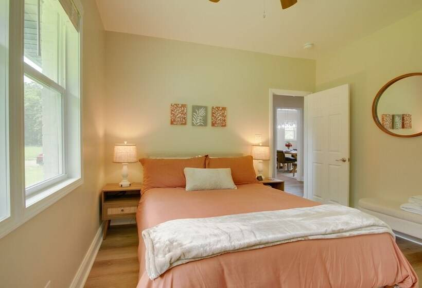 Dog Friendly Jackson Home Near Downtown Hub!