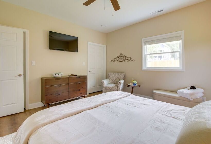 Dog Friendly Jackson Home Near Downtown Hub!