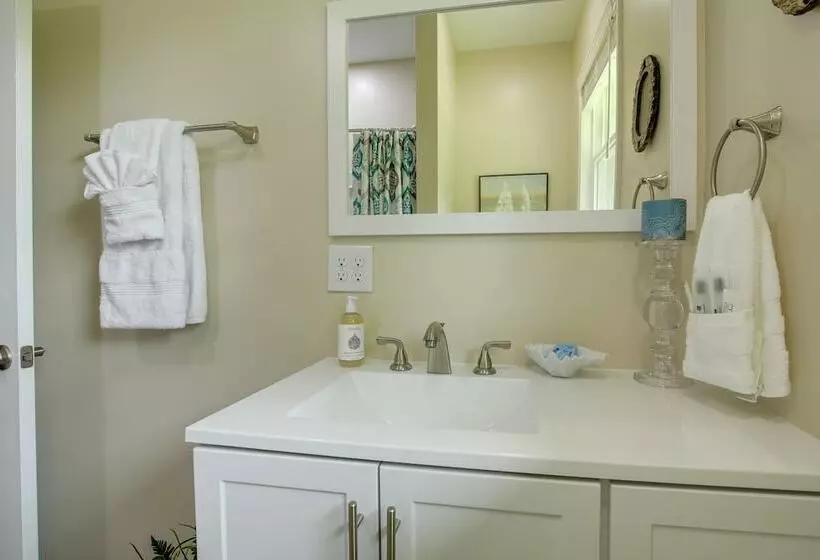 Dog Friendly Jackson Home Near Downtown Hub!