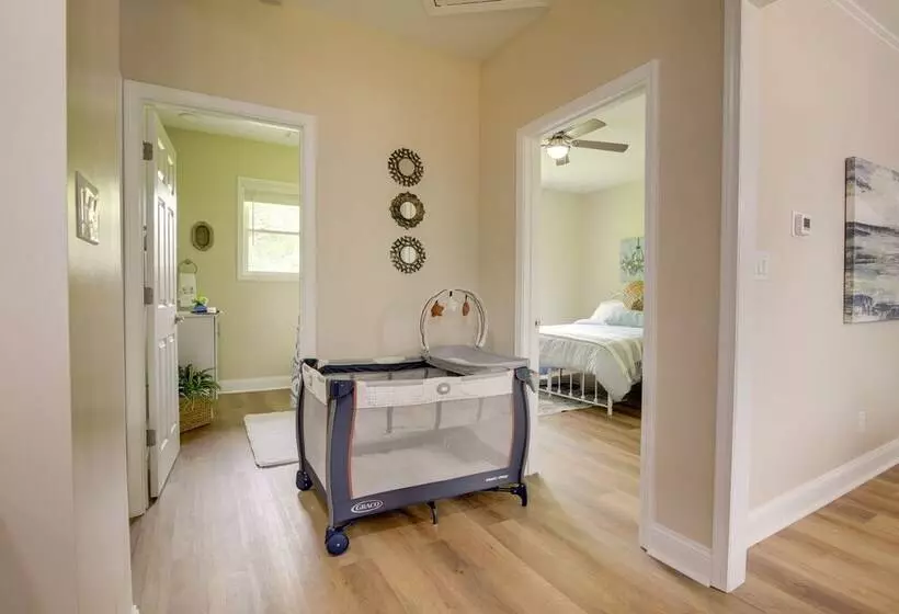 Dog Friendly Jackson Home Near Downtown Hub!