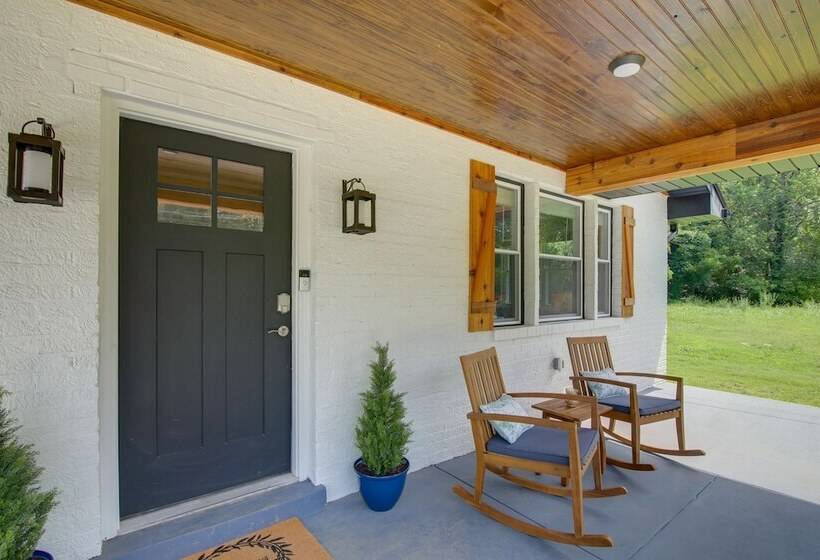 Dog Friendly Jackson Home Near Downtown Hub!