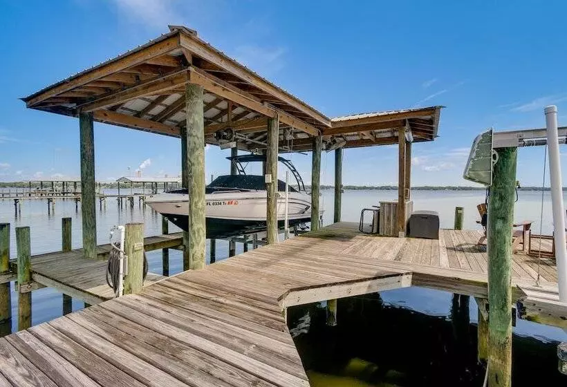 East Palatka Home On St Johns River W/ Boat Dock!