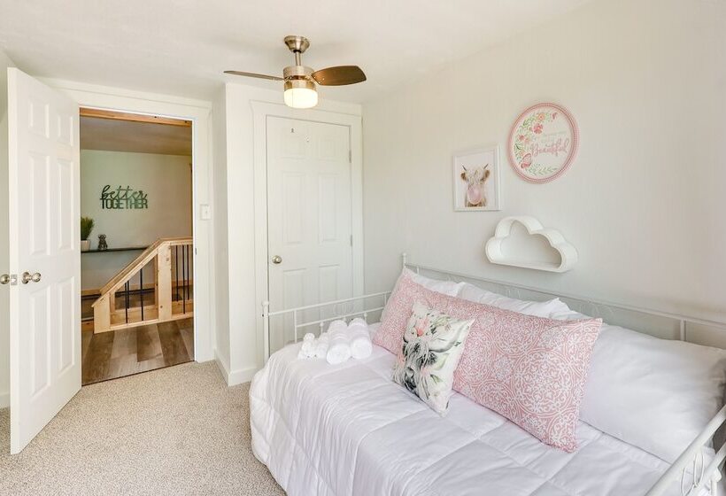 Family Friendly Broken Bow Home W/ Grill!