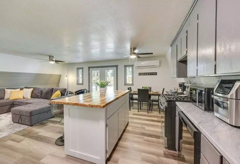 Family Friendly Broken Bow Home W/ Grill!