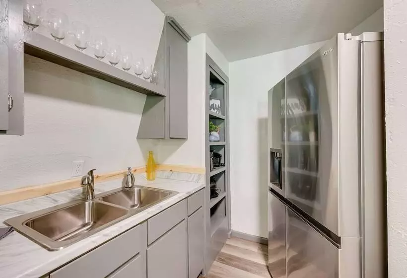 Family Friendly Broken Bow Home W/ Grill!