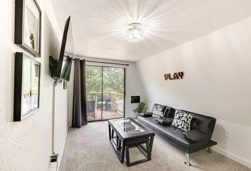 Family Friendly Broken Bow Home W/ Grill!